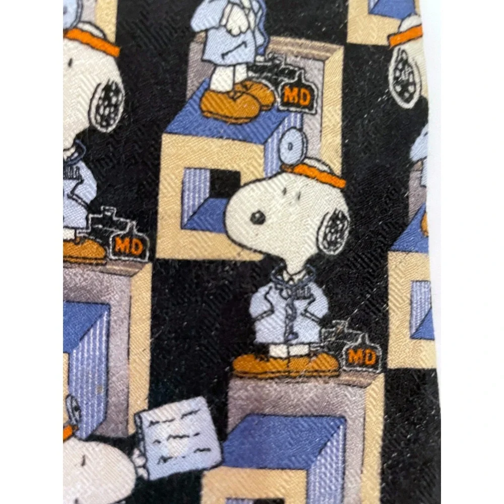 Peanuts United Feature Syndicate Men's Neck Tie Black Clean Bill Of Health Silk
